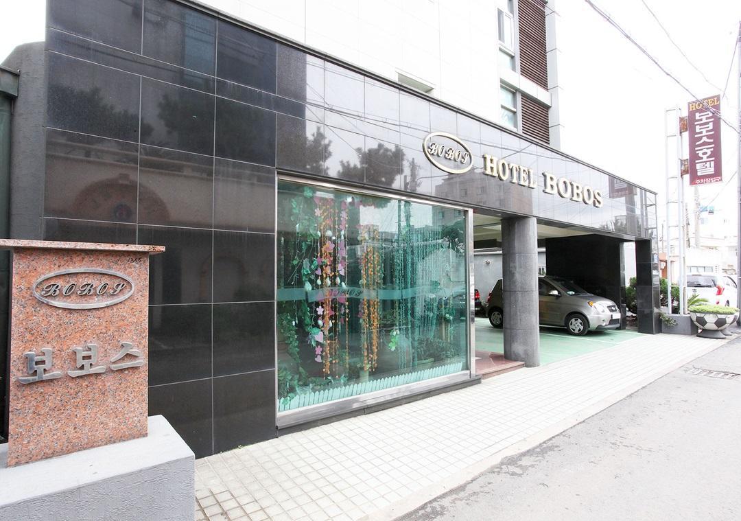 Bobos Hotel Jeju Buitenkant foto